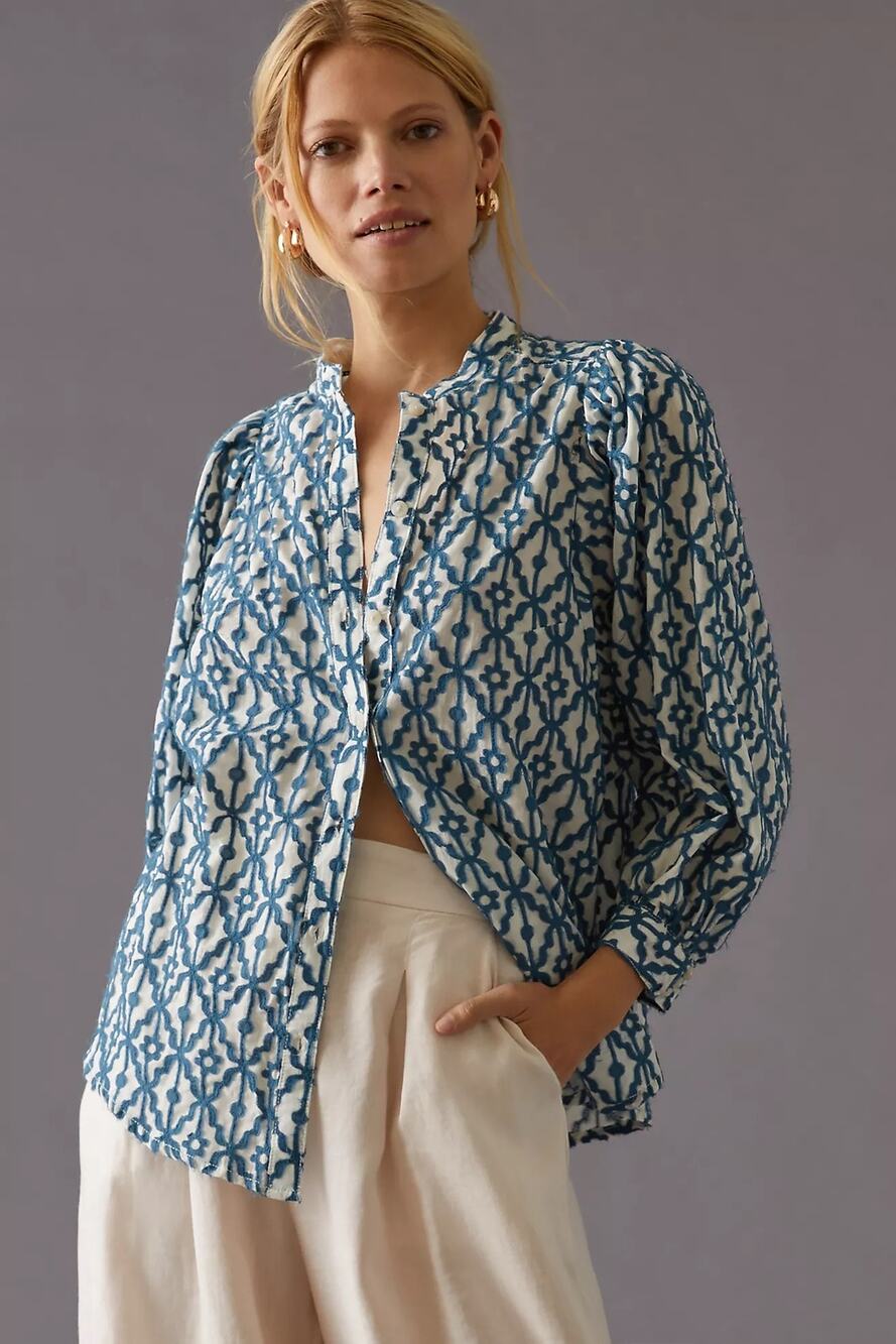 Preppy Avant Pilcro Anthropologie Bohemian Blue Embroidered Aztec Button Down
